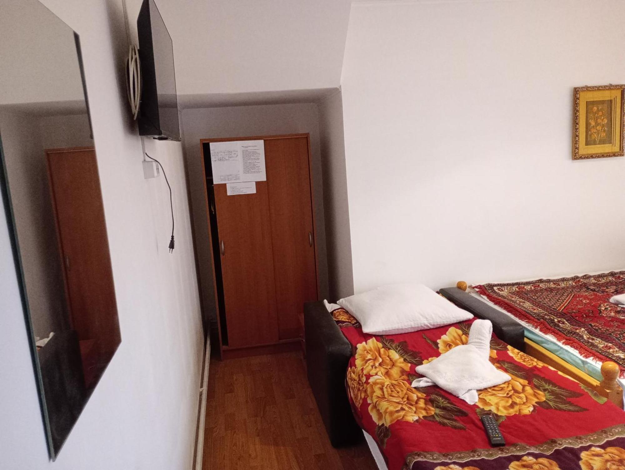 Pensiunea Irina 1 Si 2 Zărneşti Extérieur photo