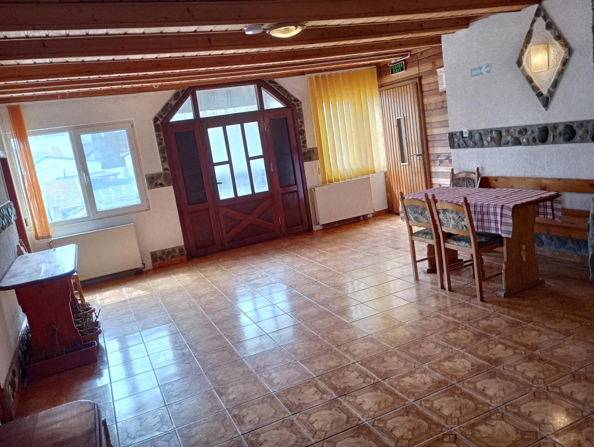 Pensiunea Irina 1 Si 2 Zărneşti Extérieur photo
