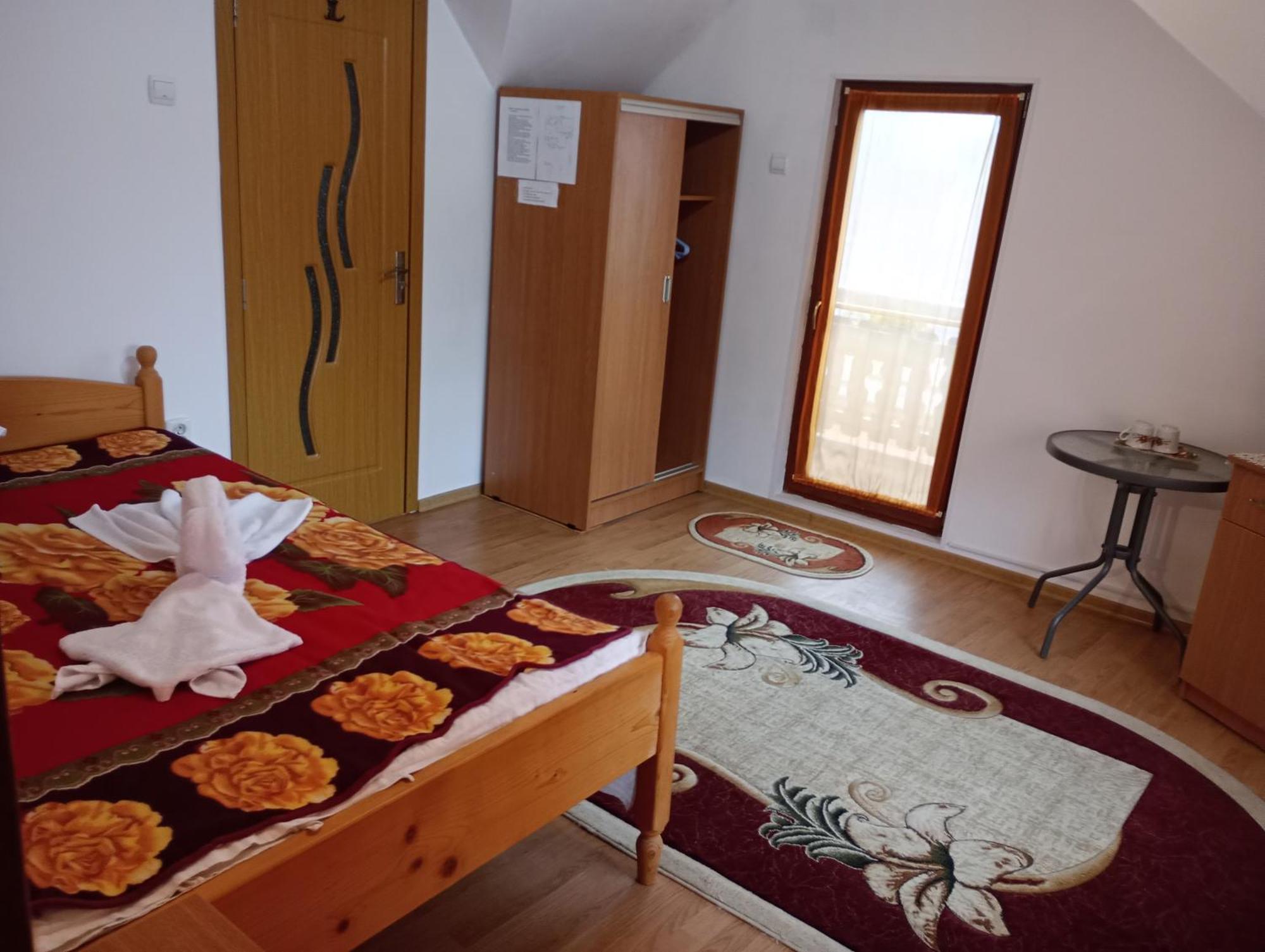 Pensiunea Irina 1 Si 2 Zărneşti Extérieur photo