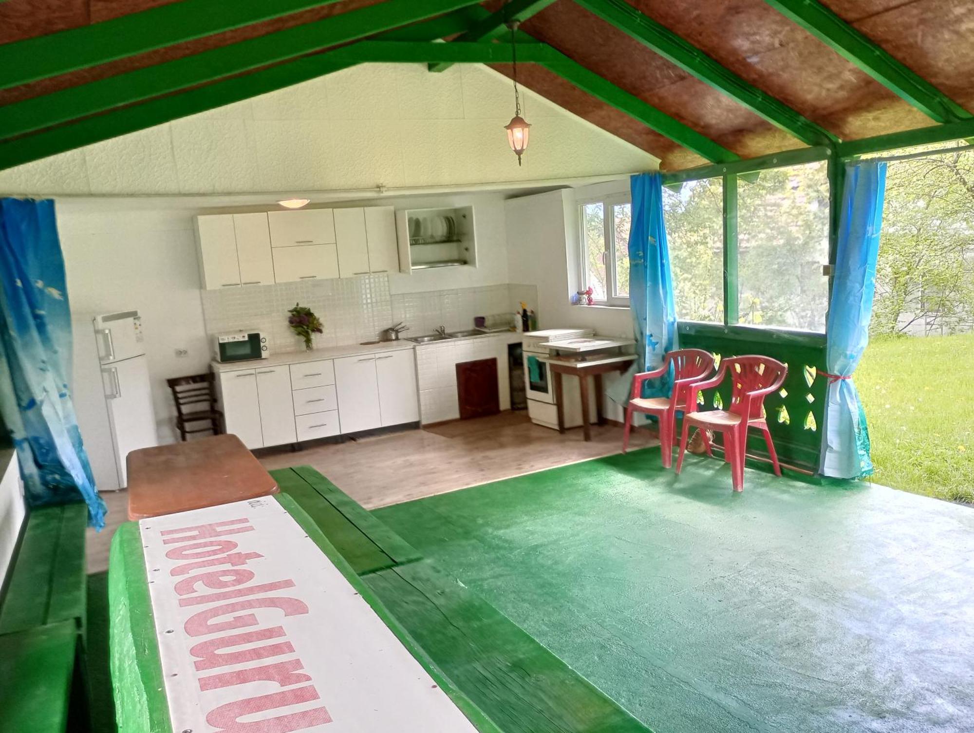Pensiunea Irina 1 Si 2 Zărneşti Extérieur photo