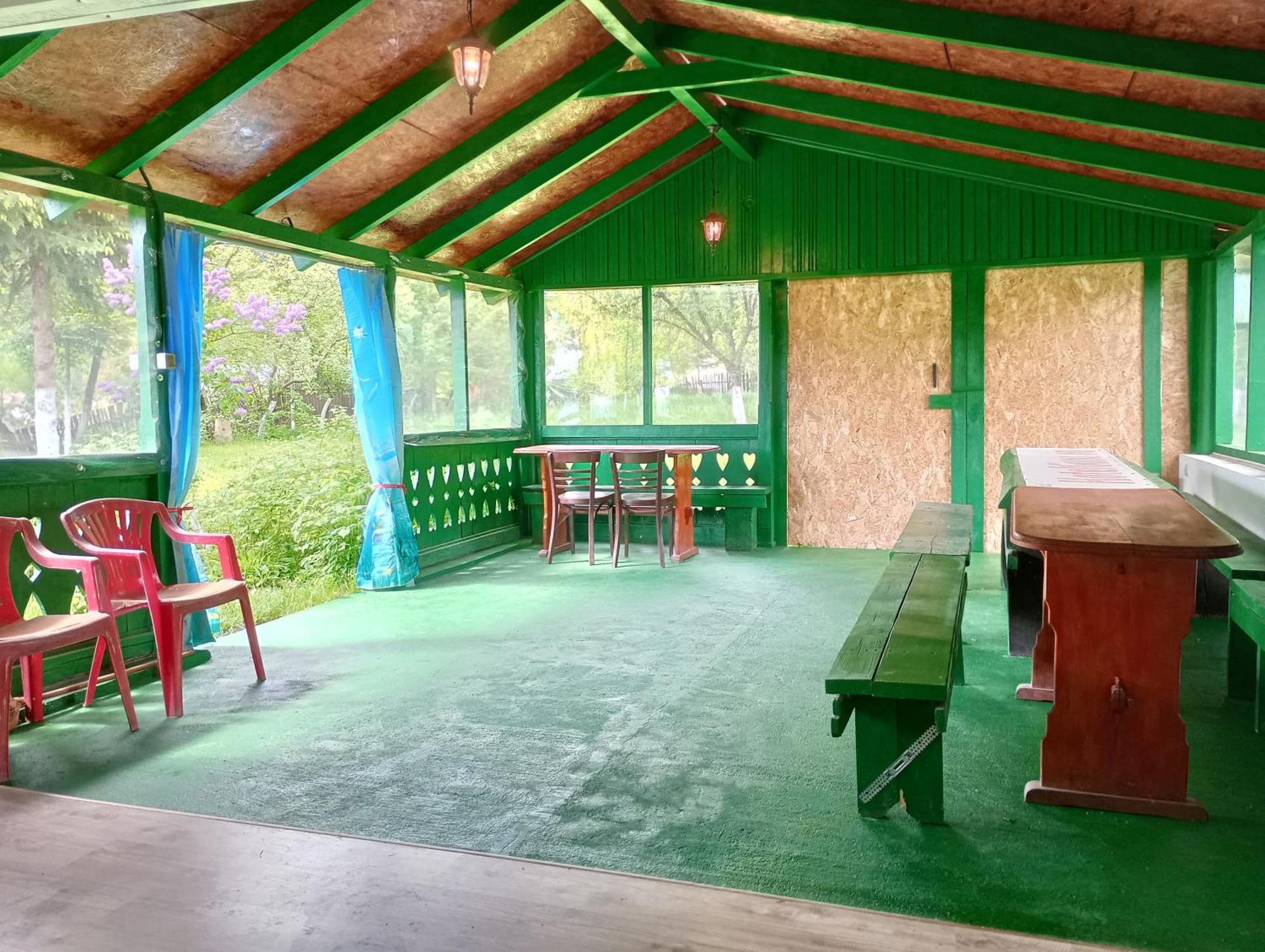 Pensiunea Irina 1 Si 2 Zărneşti Extérieur photo